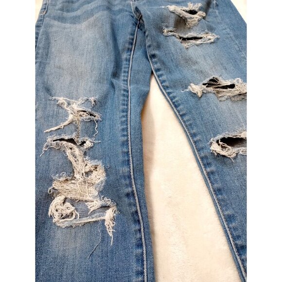 American Eagle Size 2 Short Super Stretch X High Rise Distressed Fun and Sexy - Picture 6 of 11